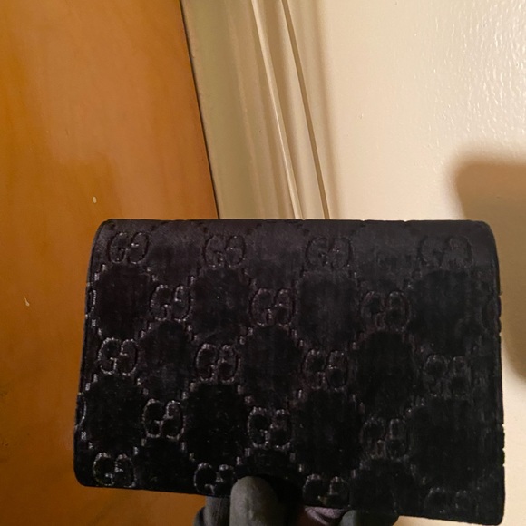 Women’s Black Gucci Dionysus Velvet GG Supreme Wallet On Chain - Picture 10 of 13